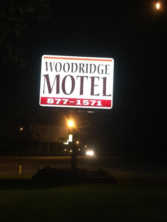Woodridge Motel Terre Haute Exterior photo