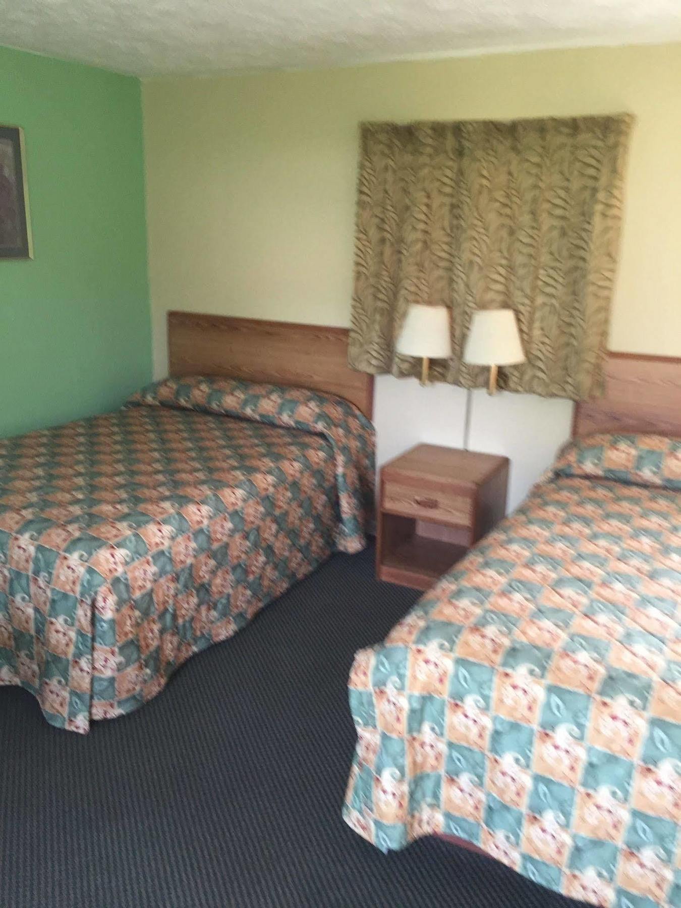 Woodridge Motel Terre Haute Exterior photo
